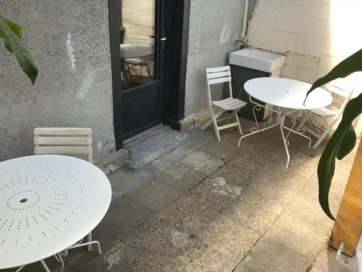 Les Coquelicots Wifi Apartment Troyes Luaran gambar