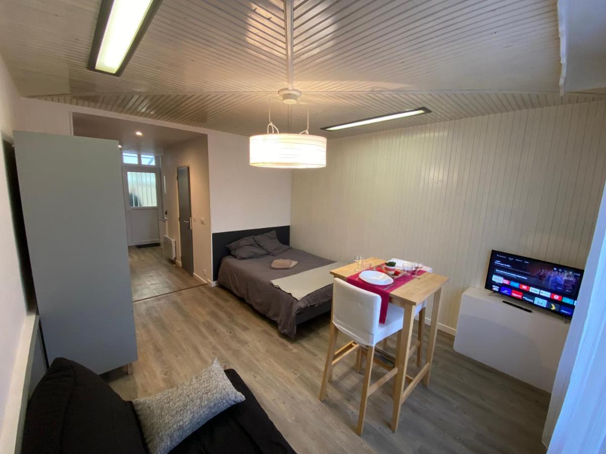 Les Coquelicots Wifi Apartment Troyes Luaran gambar