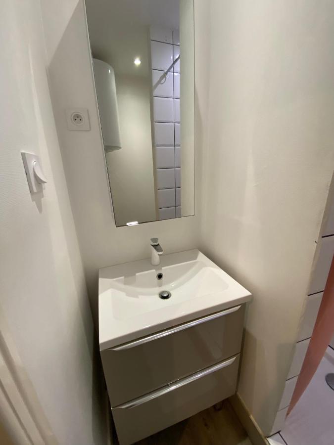 Les Coquelicots Wifi Apartment Troyes Luaran gambar